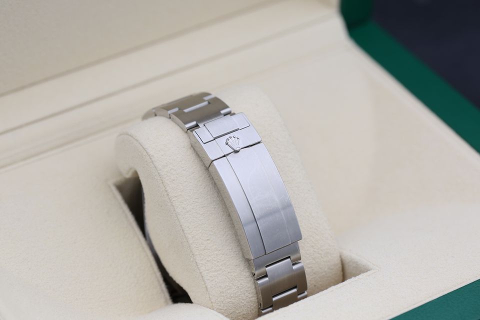 Rolex Deepsea 126660 - D-Blue Image 3